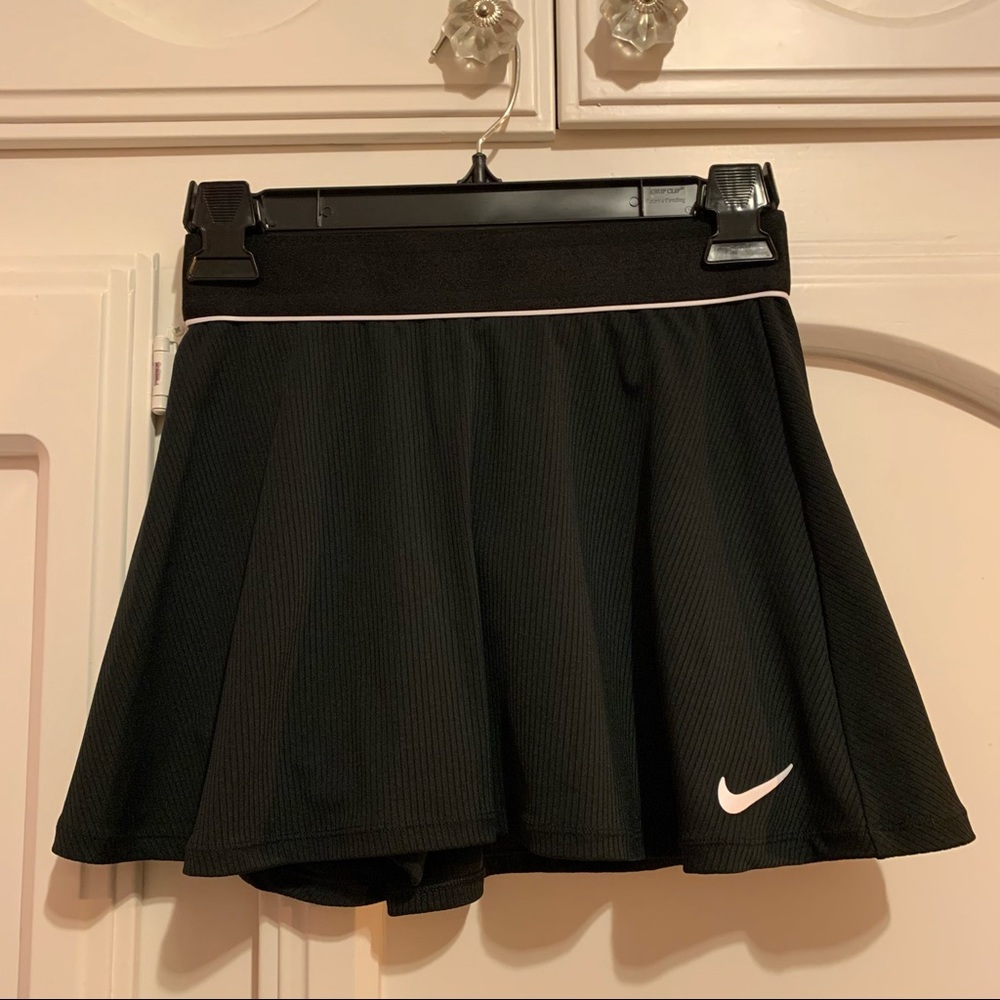 NIKE tennis skirt XS